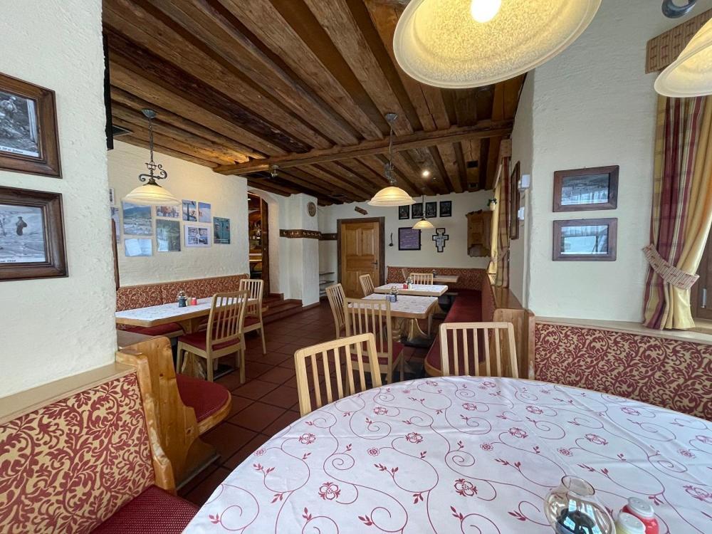 Restaurant-Pension Dorfwirt บาด ไคลน์เคิร์ชไฮม์ ภายนอก รูปภาพ